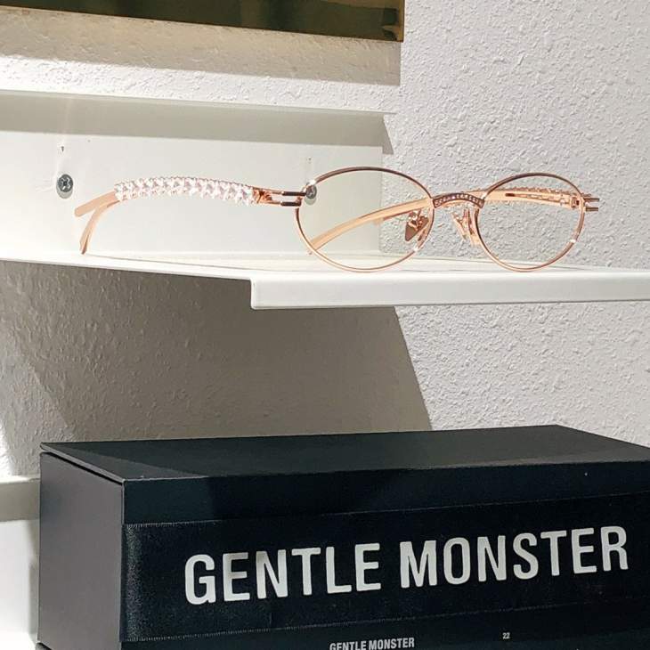 Picture of Gentle Monster Sunglasses _SKUfw65331260fw